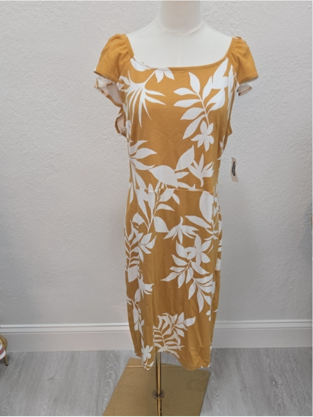NWT Old Navy Mustard Yellow and White Floral Midi Dress